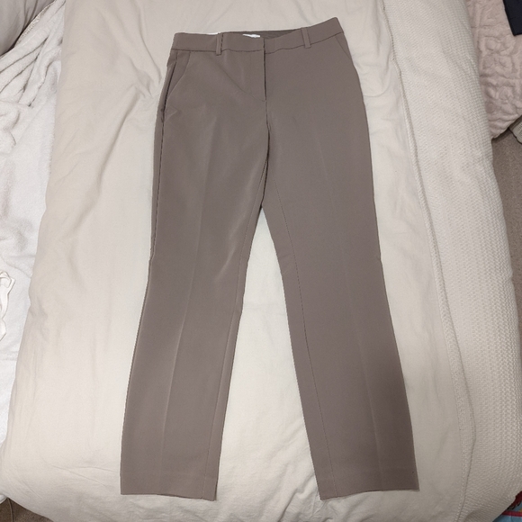 Dress pants - Picture 1 of 2